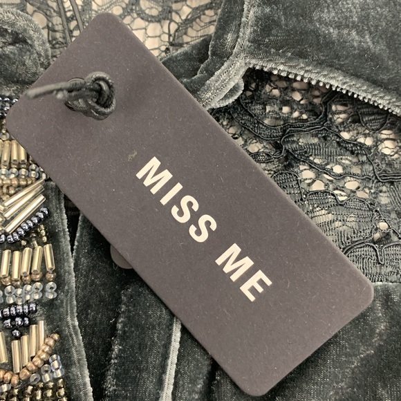 Miss Me Velvet Gray Sleeveless lace button down top shirt beaded Size Small NWT - Picture 7 of 13